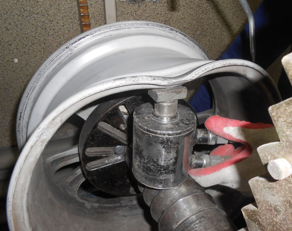 ремонт литых дисков